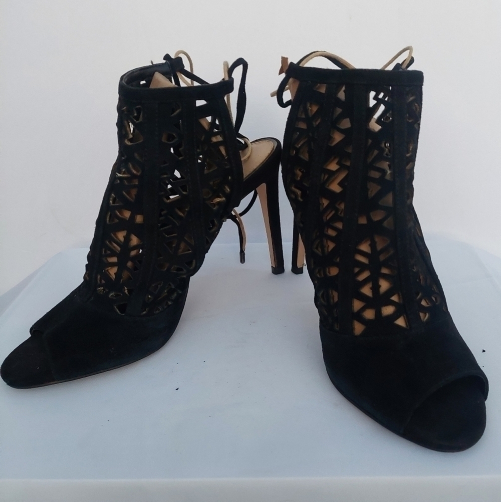 Gianni Bini Black Heels Peep Toe Size 8